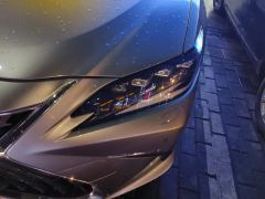 Lexus ES 300h F SPORT - ფოტო 4
