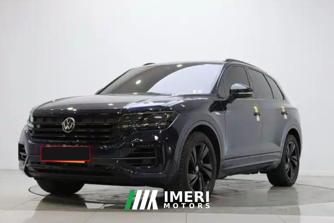 Volkswagen Touareg 3.0T Premium Obsidian Black Sports Suit - автомобиль из Китая