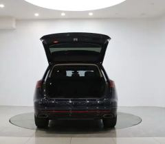 Volkswagen Touareg 3.0T Premium Obsidian Black Sports Suit - фото 19