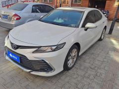 Toyota Camry 2.0G Luxury Edition - фото 1