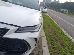 Toyota Avalon 2.5L Automatic Luxury Edition - photo 4