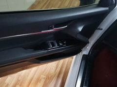 Toyota Camry 2.0G Luxury Edition - photo 13