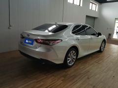 Toyota Camry 2.0G Luxury Edition - photo 2