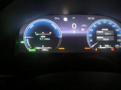 Toyota Avalon Dual-Engine 2.0L Luxury Edition - ფოტო 20