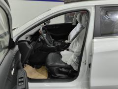 Roewe MG i5 1.5L Manual Superior Edition - ფოტო 14