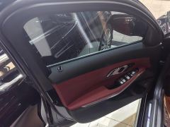 BMW 3 Series 325Li M Sport Package - ფოტო 12