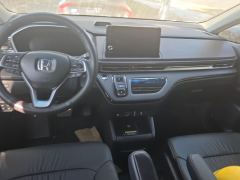 Honda Odyssey 2.0L Sharp Intelligent Edition 7-seater - ფოტო 16