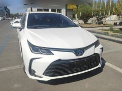 Toyota Corolla Dual-Engine 1.8L E-CVT Elite Edition - photo 3