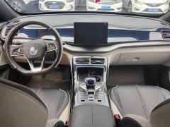 BYD Qin PLUS DM-i 55km Prestigious Edition - ფოტო 10