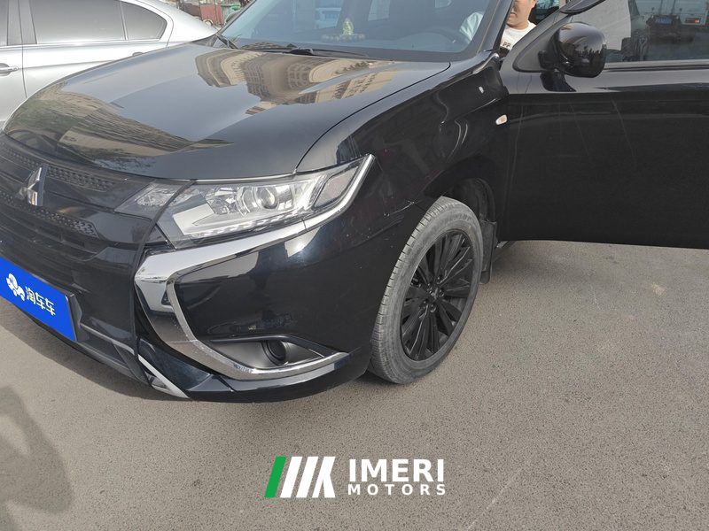 Mitsubishi Outlander 2.0L 2WD Edition 5 - автомобиль из Китая