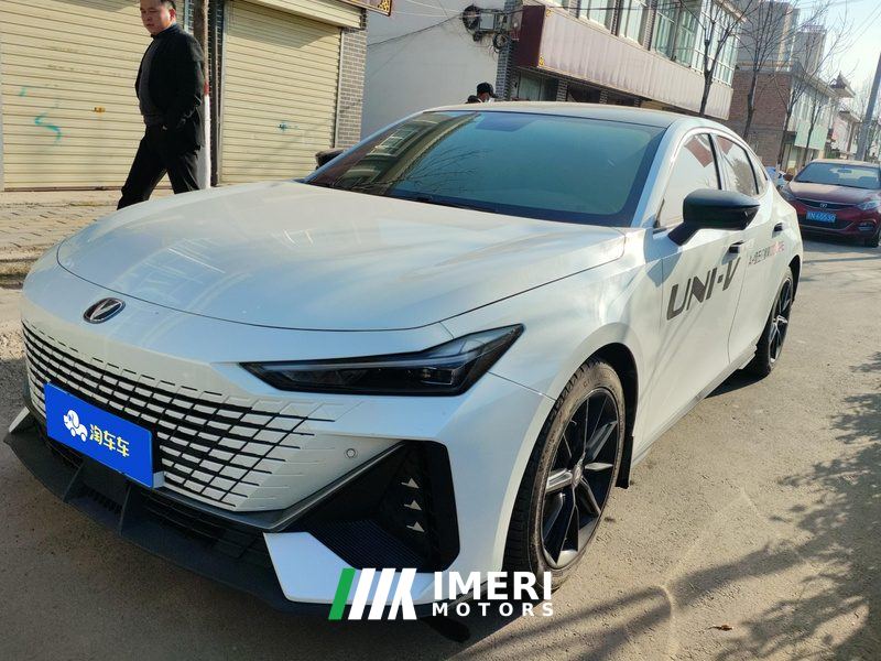 Changan UNI-V 1.5T Dual Clutch Premium - автомобиль из Китая