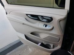 Mercedes-Benz V Class V-Class V 260 Navigator Edition - photo 7