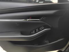 Mazda3 Axela 2.0L Automatic Elegant Edition - ფოტო 12
