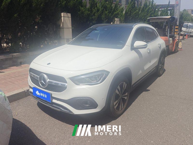 Mercedes-Benz GLA 220 - car from China
