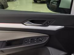 Volkswagen Golf 280TSI DCT 30th Anniversary Edition - ფოტო 13