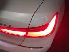 BMW 3 Series 320Li M Sport Package - ფოტო 5