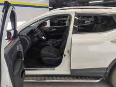 Nissan Qashqai 2.0L Luxury Edition - ფოტო 14