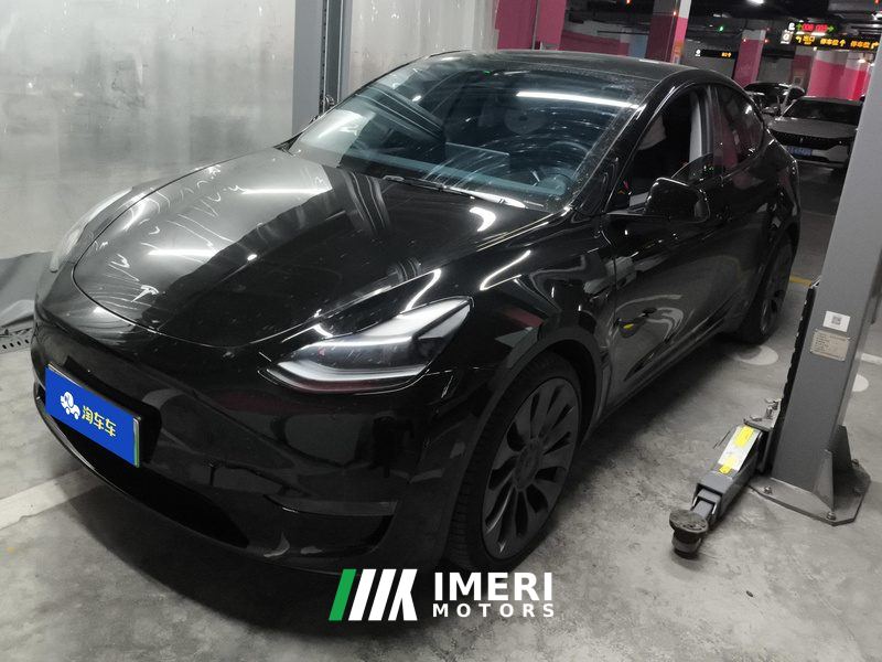 Tesla Model Y 615km Performance High-Performance AWD Version
