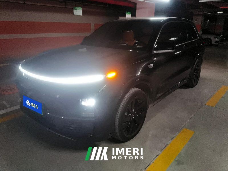 Li Auto Li L8 Pro - автомобиль из Китая