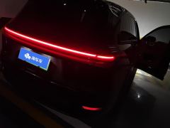 Li Auto L9 Pro - ფოტო 2