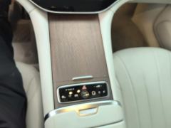 Mercedes-Benz EQE SUV 500 4MATIC - фото 19