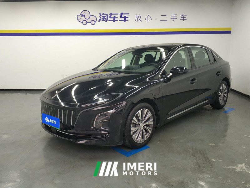 FAW Hongqi E-QM5 431km Charging Fun Edition 5-seater