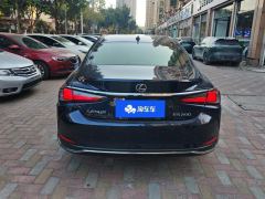 Lexus ES 200 Excellence Edition - фото 7
