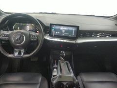 MG5 180DVVT CVT Youth Flagship - фото 16