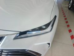 Toyota Avalon 2.0L CVT Luxury Edition - photo 4