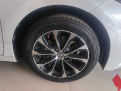 Toyota Avalon 2.0L CVT Luxury Edition - photo 5