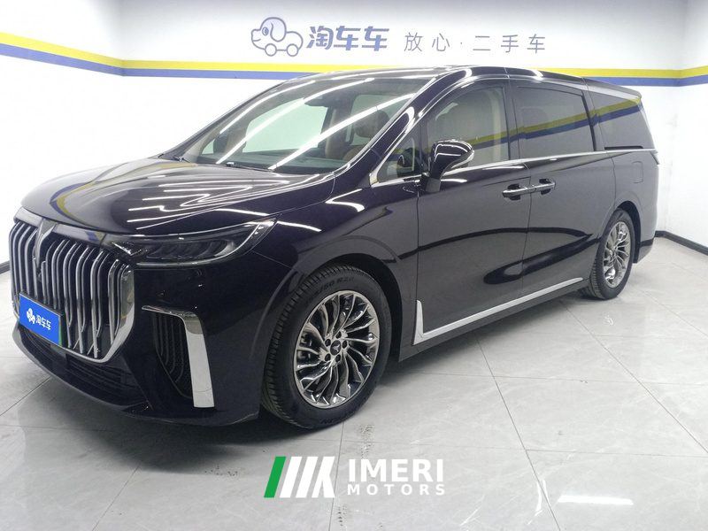 Voyah Dreamer PHEV version 1.5T 236km Ultra-Long Range Flagship Edition 7-seater