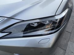 Lexus ES 300h Premium Edition - ფოტო 4