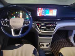Roewe MG iMAX8 400TGI Premium - ფოტო 16