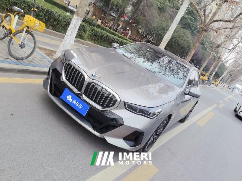 2024 BMW 5 Series (Imported) 525i M Sport Package - ავტომობილი ჩინეთიდან