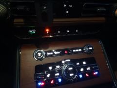 Lincoln Flying Spur 3.0T AWD Edition - ფოტო 13