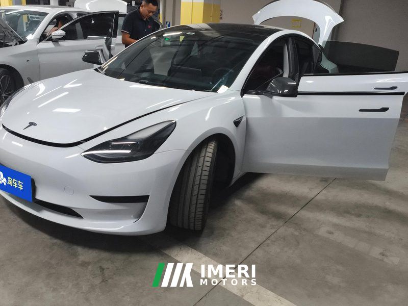Tesla Model 3 556km Rear-Wheel Drive Edition - автомобиль из Китая