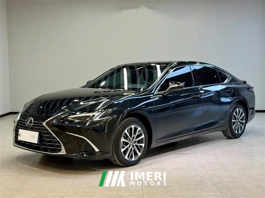 Lexus ES 200 Premium Edition - ავტომობილი ჩინეთიდან