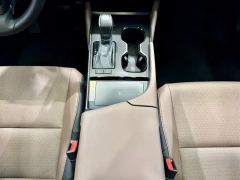 Lexus ES 200 Premium Edition - ფოტო 8
