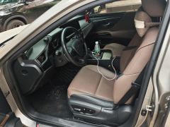 Lexus ES 200 Excellence Edition - ფოტო 14