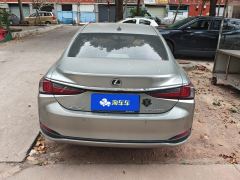 Lexus ES 200 Excellence Edition - ფოტო 7