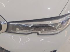 BMW 3 Series Facelift 320i M Sport Package - фото 4