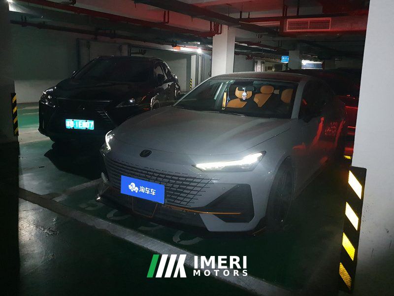 Changan UNI-V 1.5T Dual Clutch Premium - автомобиль из Китая