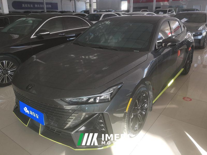Changan UNI-V 1.5T Premium Version - car from China