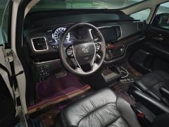 Honda Odyssey 2.0L E-CVT Sharp Luxury Edition - photo 16