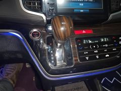 Honda Odyssey 2.0L E-CVT Sharp Luxury Edition - photo 19