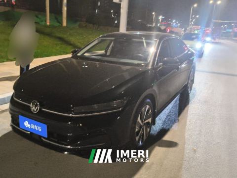 2024 Volkswagen Magotan 300TSI Luxury Edition Show-off