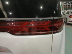 Denza D9 DM-i 1.5T 180km AWD Version 7 - фото 5
