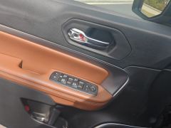 Jeep Grand Commander 2.0T AWD Luxury Edition - ფოტო 13
