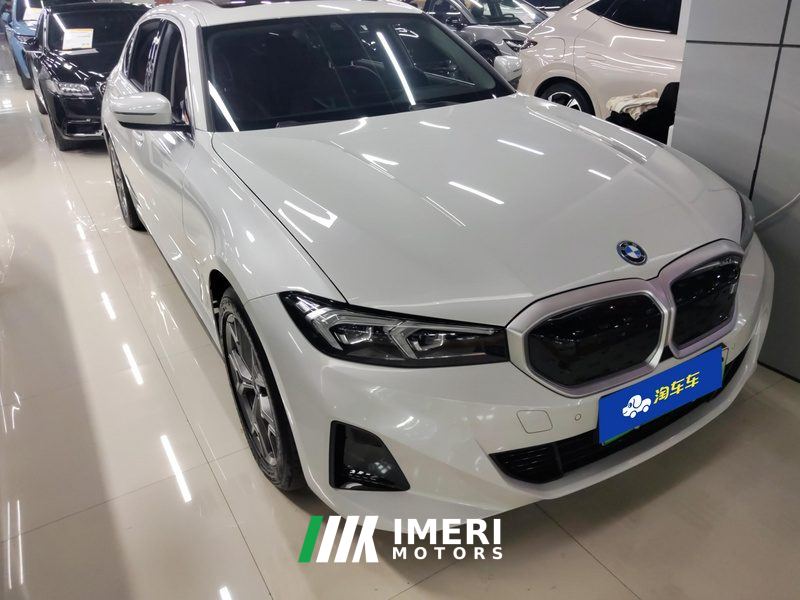 BMW i3 eDrive 35 L - car from China