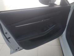 Mazda3 Axela 2.0L Automatic Elegant Edition - фото 12
